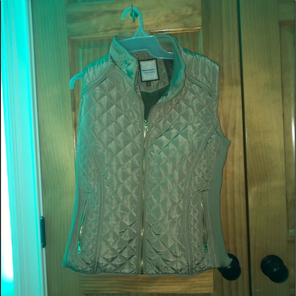 vest - Picture 1 of 2